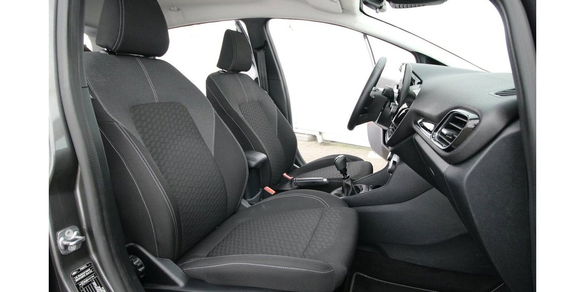 Ford Fiesta EcoBoost Titanium LED+TEMPOMAT+SITZHEIZ 67.364 km 13.500 &euro; Hagenow 19230