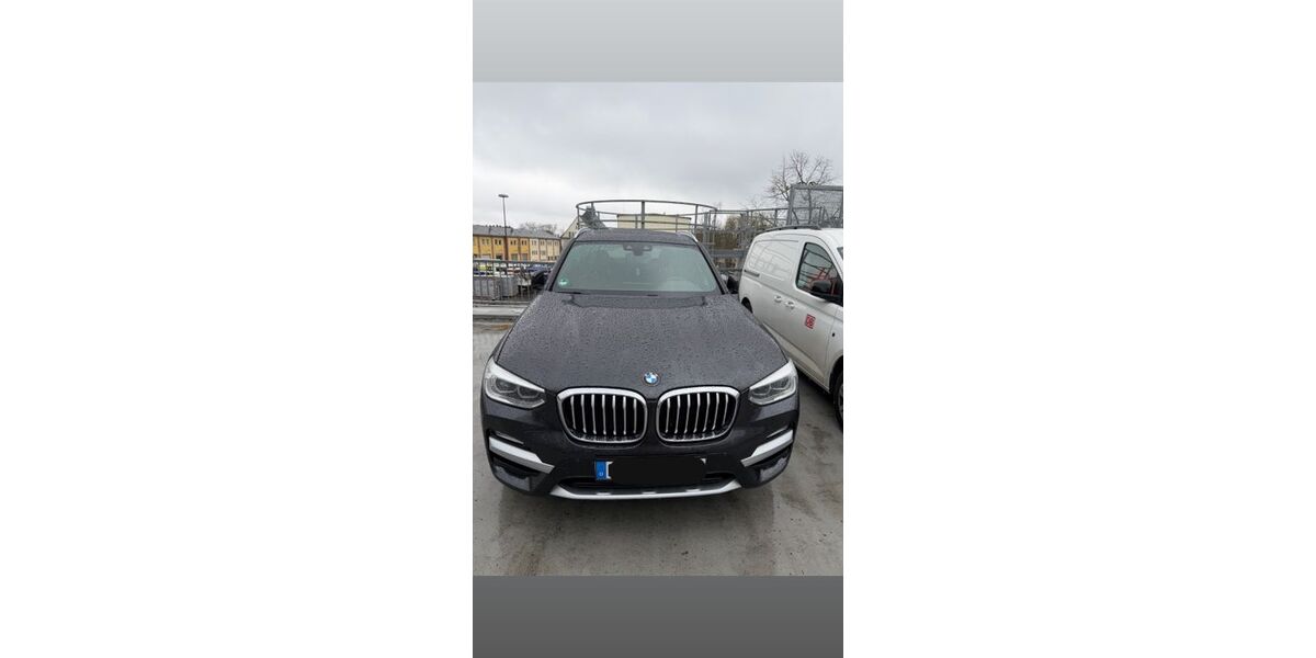 BMW X3 146.220 km 28.500 &euro; Frankfurt am Main 60389