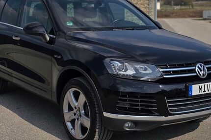 VW Touareg 182.500 km 14.900 &euro; Mühlhausen 92360