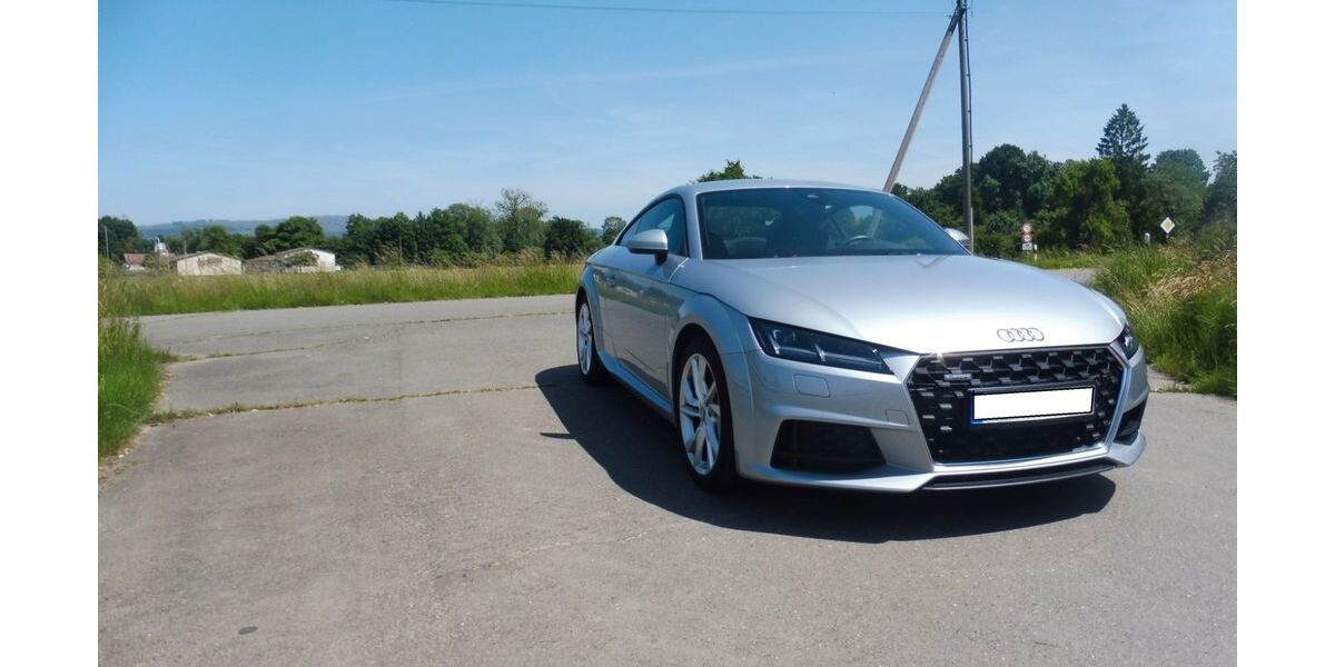 Audi TT 12.800 km 31.000 &euro; Hardegsen,nähe A7 37181