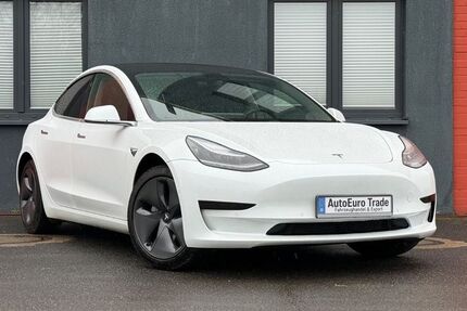 Tesla Model 3 121.632 km 18.999 &euro; Neuss 41472