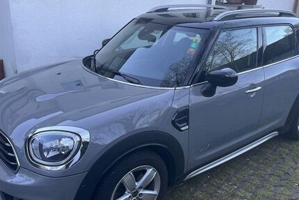 Mini Countryman D (Cooper) 149.400 km 13.900 &euro; Frankfurt am Main 65931