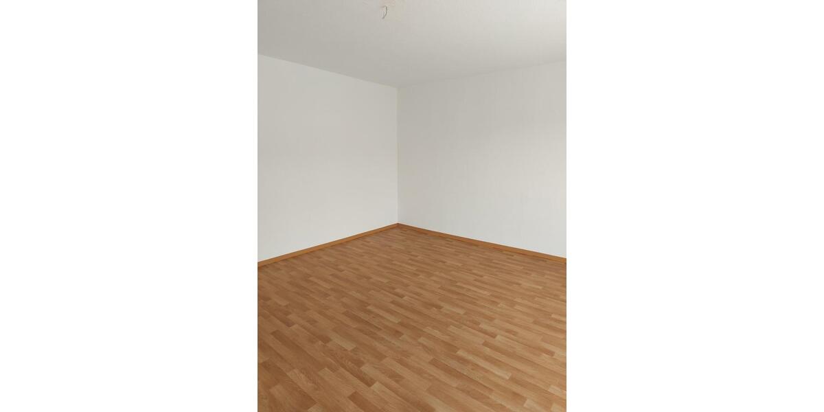 Etagenwohnung Lüchow (Wendland) - 3 Zimmer, 67 m&sup2;, 520&euro; | Angebot:25903008