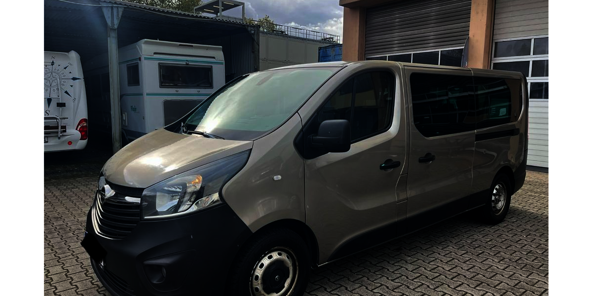 Opel Vivaro 310.000 km 8.490 &euro; Frankfurt am Main 65933