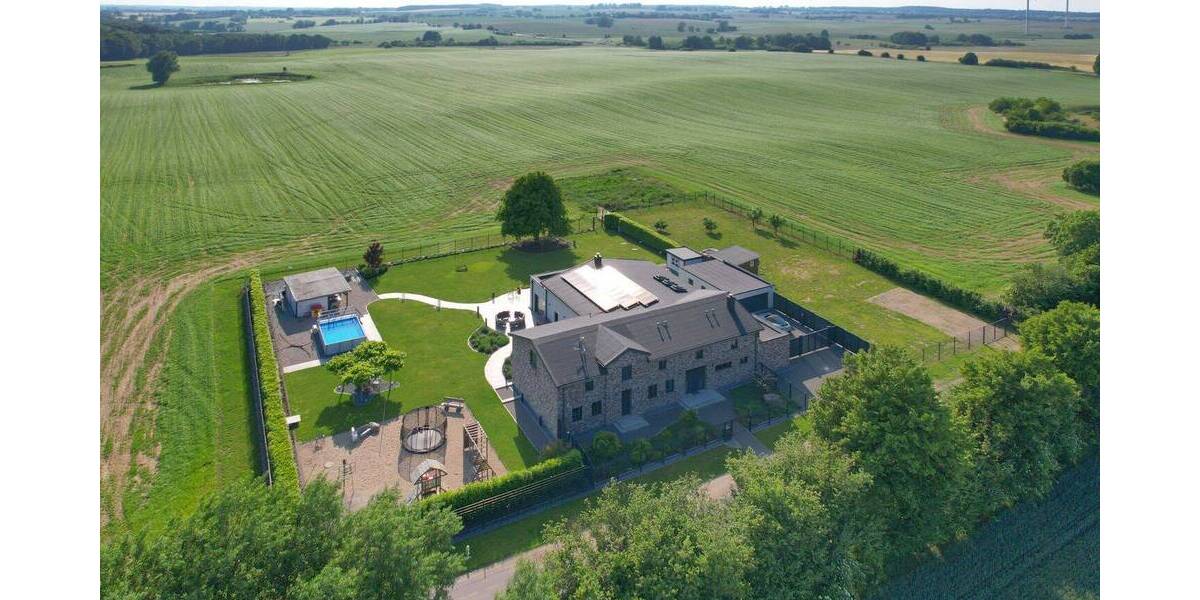 Einfamilienhaus Stäbelow - 7 Zimmer, 507 m&sup2;, 2.485.000&euro; | Angebot:23971687