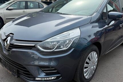 Renault Clio 149.730 km 6.750 &euro; Veitshöchheim 97209
