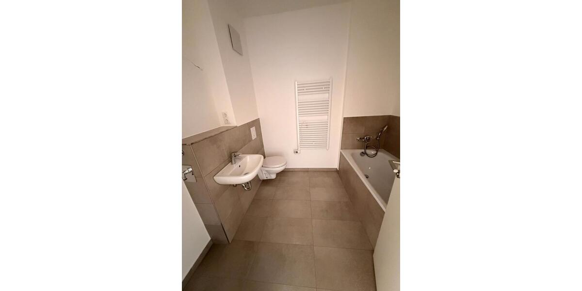 Doppelhaushälfte Zossen - 5 Zimmer, 125 m&sup2;, 1.699&euro; | Angebot:26408653