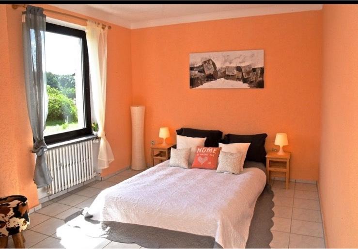 Etagenwohnung Weiskirchen - 2 Zimmer, 63 m&sup2;, 500&euro; | Angebot:26114303