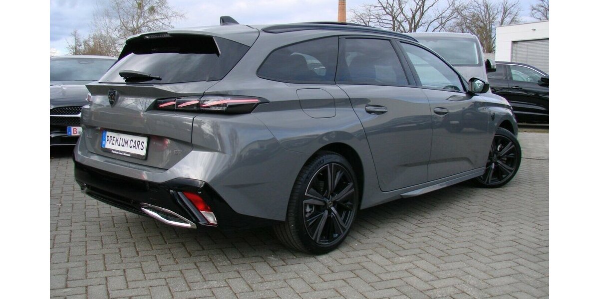 Peugeot 308 1.5 BlueHDi GT Premium ACC LED AHK Pano Focal 14.551 km 28.980 &euro; Falkensee 14612