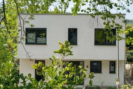 Haus Springe - 5 Zimmer, 244 m&sup2;, 2.790&euro; | Angebot:26460729