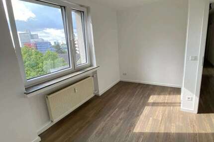 Wohnung Köln Ehrenfeld - 4 Zimmer, 86 m&sup2;, 1.990&euro; | Angebot:27429250