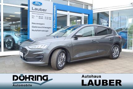 Ford Focus 7.542 km 24.475 &euro; Helmstedt 38350