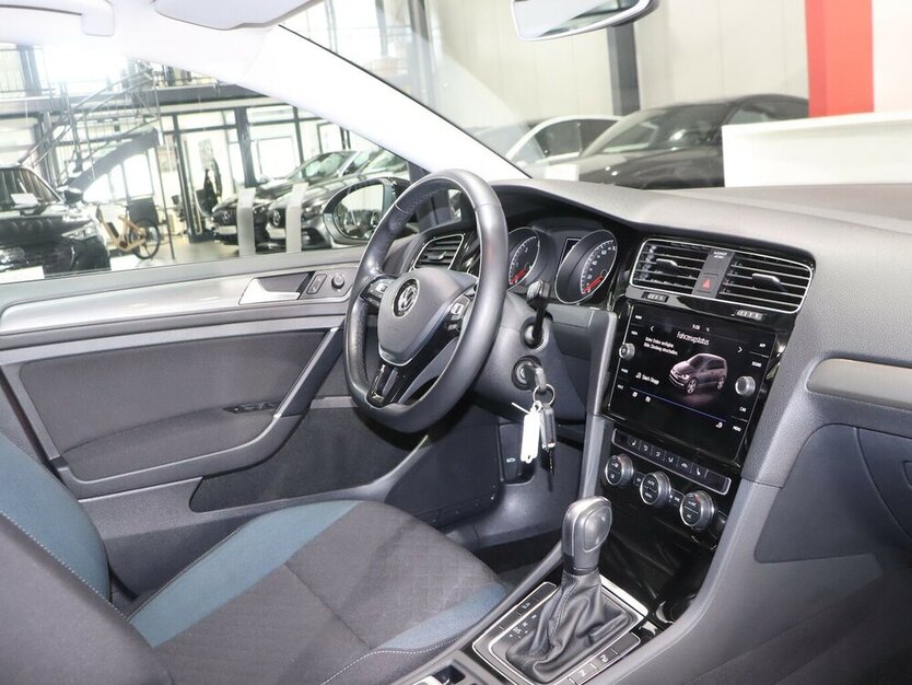 VW Golf VII 2.0 TDI DSG IQ.DRIVE / 2.HAND / TOP 140.000 km 14.888 € Hamm 59077