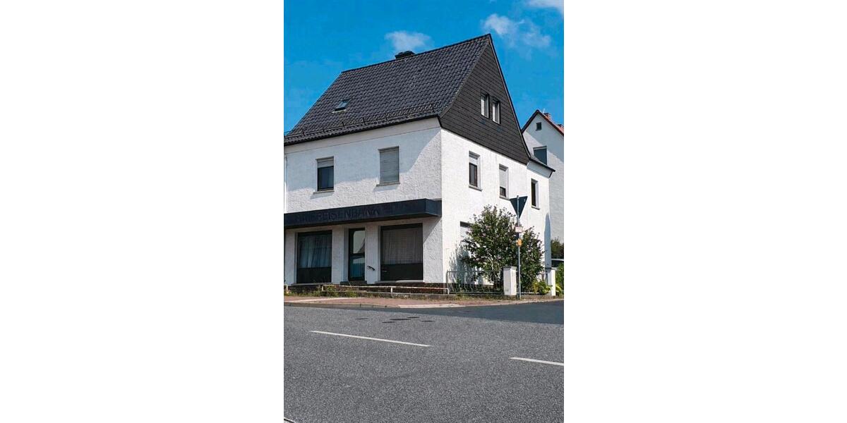 Einfamilienhaus Heringen (Werra) - 9 Zimmer, 145 m&sup2;, 1.000&euro; | Angebot:24801717