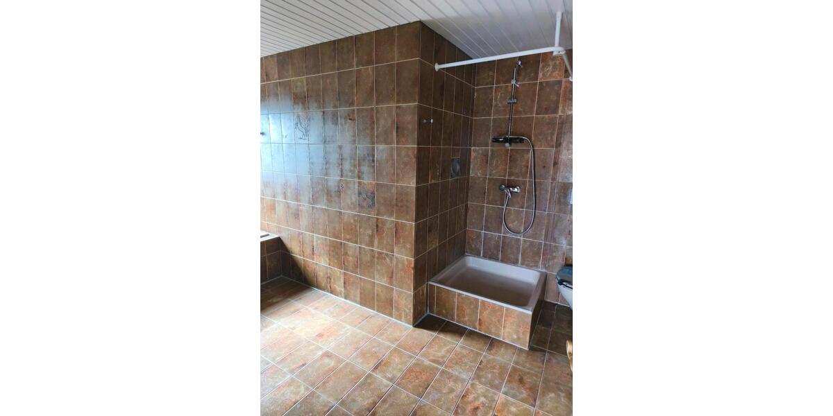 Etagenwohnung Freudenberg - 5 Zimmer, 120 m&sup2;, 820&euro; | Angebot:26249088
