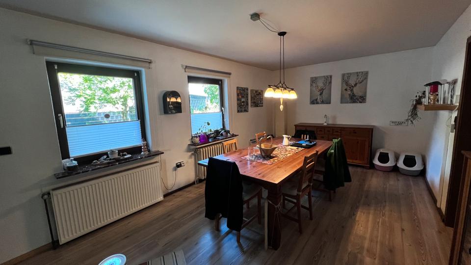 Einfamilienhaus Extertal - 7 Zimmer, 190 m&sup2;, 1.400&euro; | Angebot:25378281