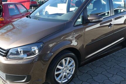 VW Touran 135.535 km 8.800 &euro; Oderding 82398