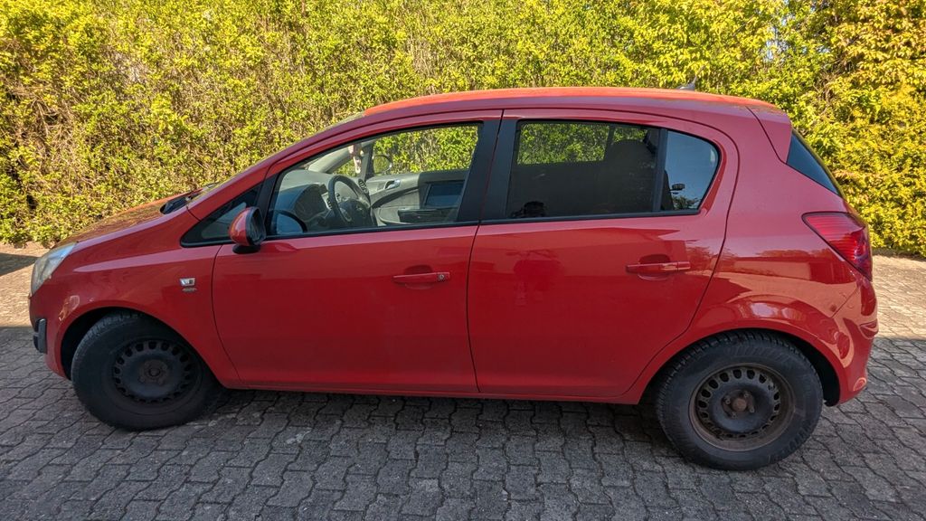Opel Corsa 216.000 km 1.950 &euro; Röttenbach 91341