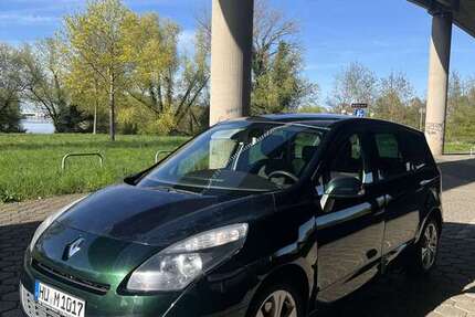 Renault Scenic 180.000 km 2.750 &euro; Hanau 63456