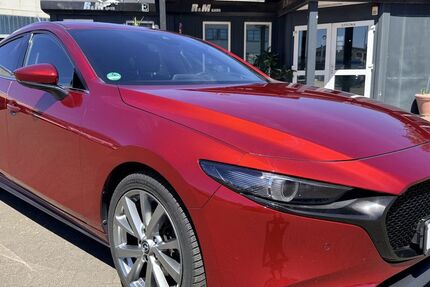 Mazda 3 85.100 km 17.990 &euro; Frankfurt 60386
