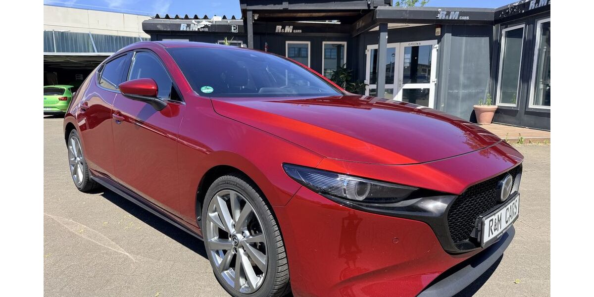 Mazda 3 85.100 km 17.990 &euro; Frankfurt 60386