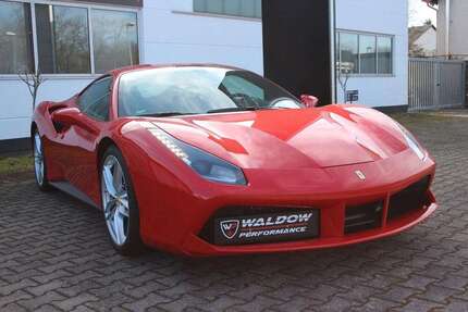 Ferrari 488 10.800 km 238.000 € Rheinbach 53359