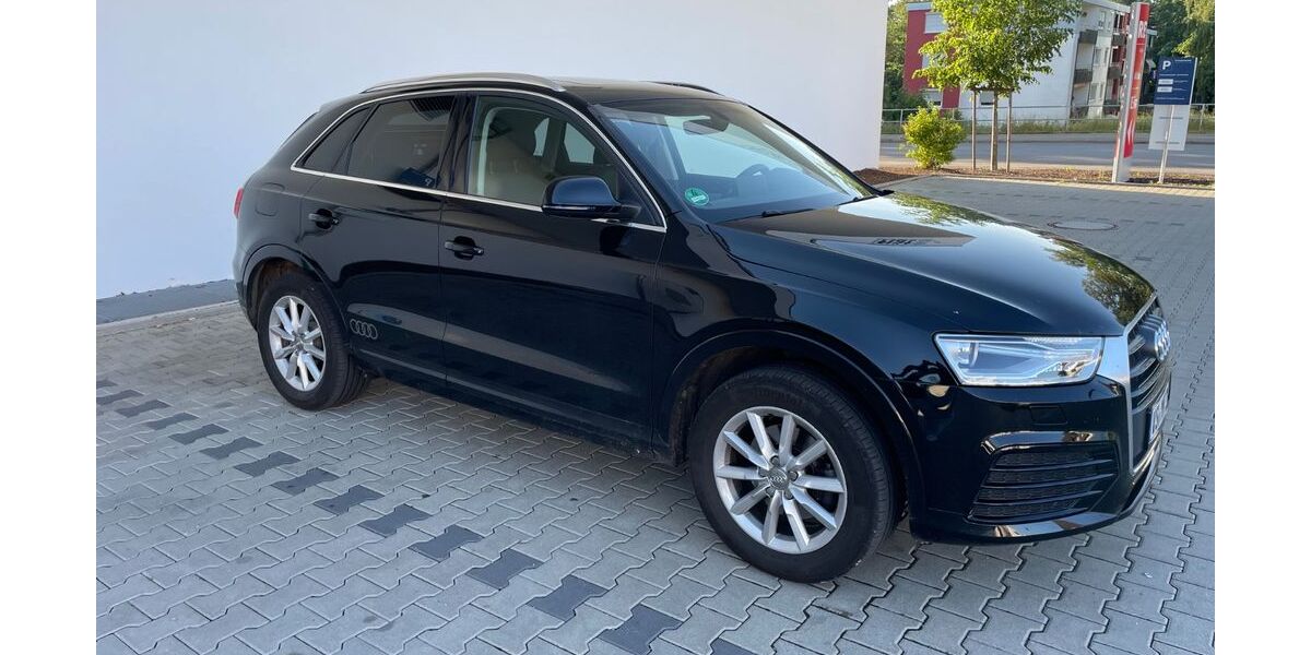 Audi Q3 64.500 km 17.900 &euro; Villingen-Schwenningen 78054