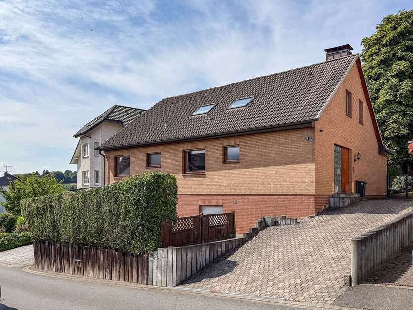 Haus zum Kaufen in Wetter 489.000 € 242 m²