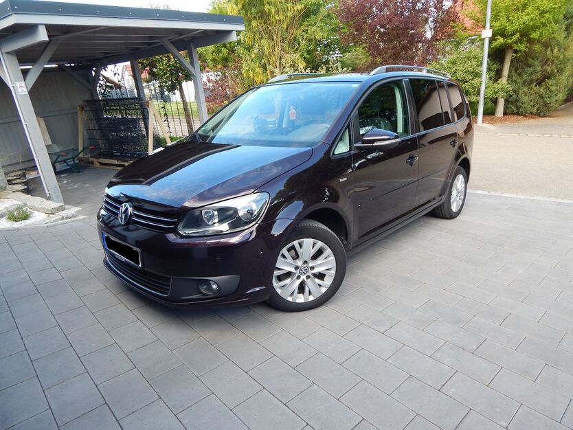 VW Touran 148.000 km 9.990 € Bachhagel 89429