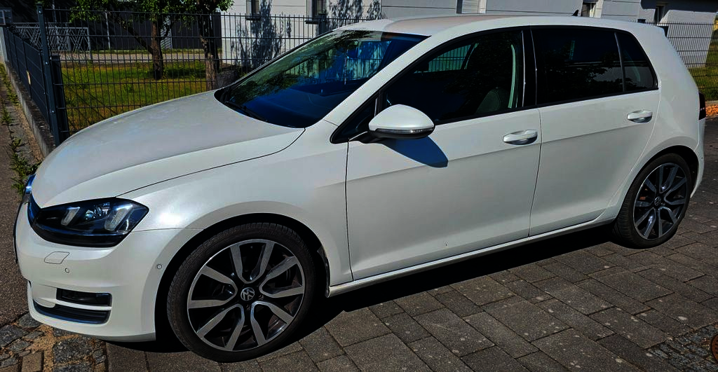 VW Golf 59.400 km 14.800 &euro; Neustadt an der Donau 93333