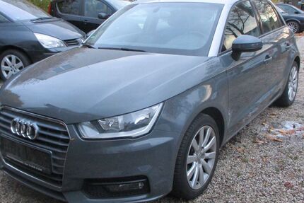 Audi A1 92.000 km 11.400 € Bonn 53175