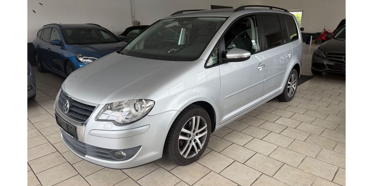 VW Touran 213.000 km 4.450 &euro; Detmold 32756