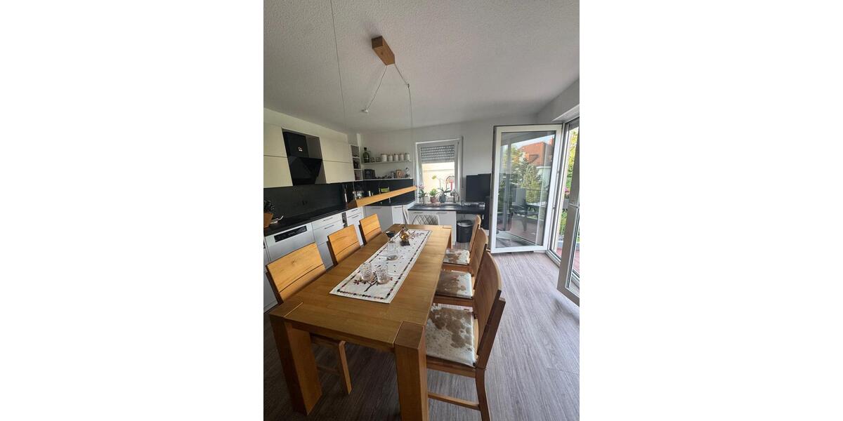 Etagenwohnung Dresden Leuben - 2 Zimmer, 60 m&sup2;, 240.000&euro; | Angebot:27083463