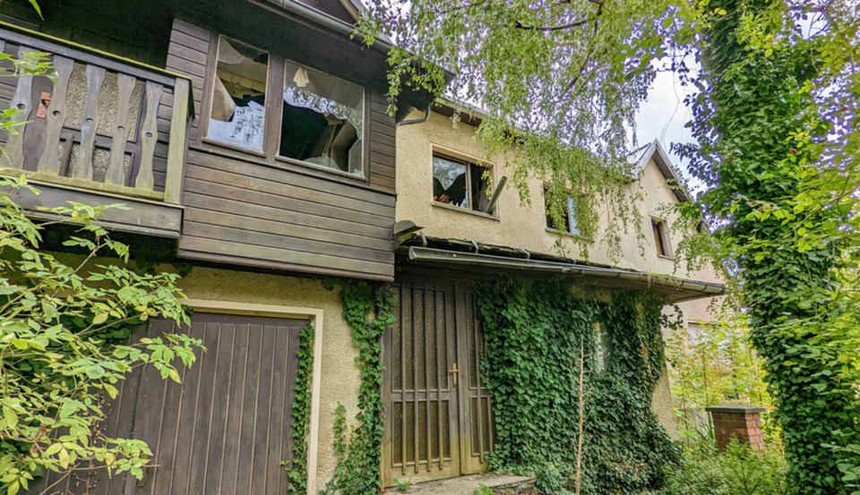 Ehemaliges Wohnhaus mit innenliegender Garage im Magdeburg Börde 5 zimmer