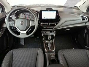 Suzuki S-CROSS 1.5 COMF.+ALLGRIP AGS Comfort+ 2.000 km 25.490 &euro; Höhenkirchen-Siegertsbrun 85635