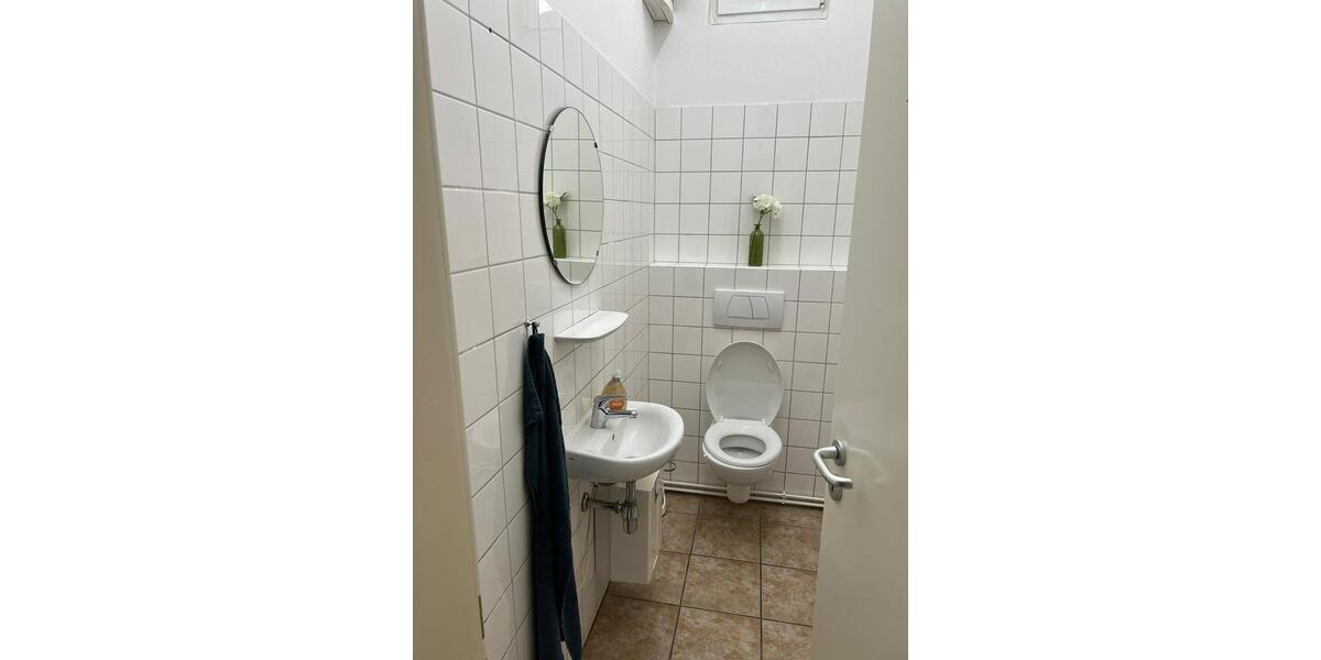 Wohnung EG zu vermieten 4 ZKB, Gäste WC 120m² 4 zimmer