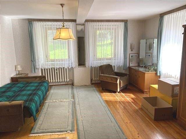 Einfamilienhaus Bad Bibra - 5 Zimmer, 165 m&sup2;, 149.000&euro; | Angebot:26694567