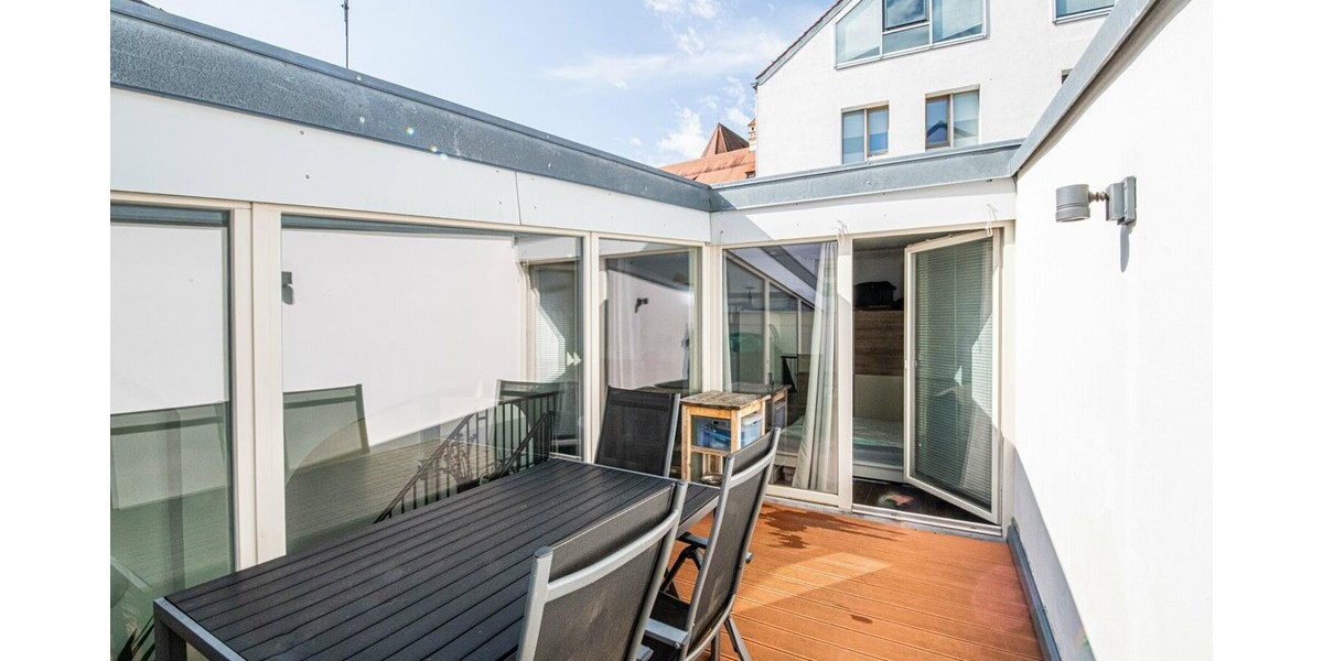 Schöne Galeriewohnung mit Dachterrasse 2 zimmer