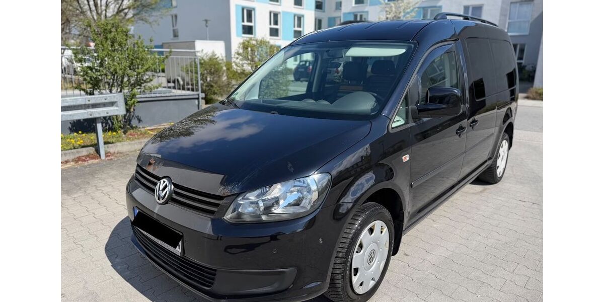 VW Caddy 276.500 km 4.980 &euro; München 81829