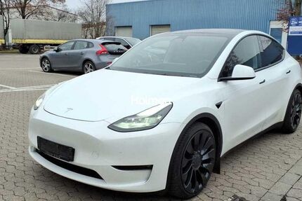 Tesla Model Y 118.188 km 30.760 &euro; Eschborn 65760
