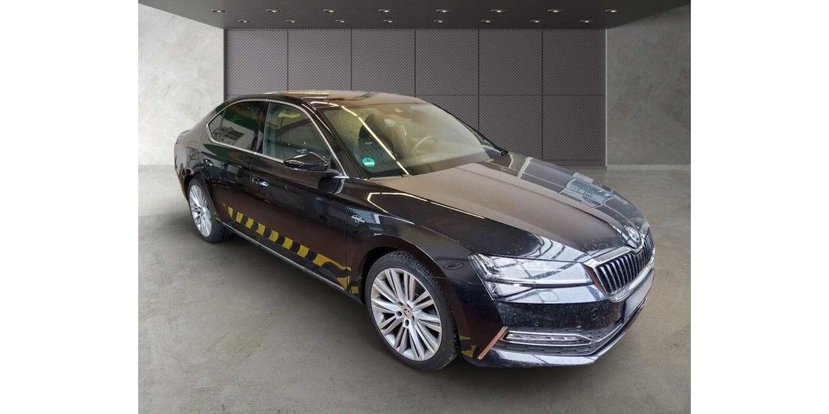 Skoda Superb 32.217 km 38.000 &euro; Hennef 53773