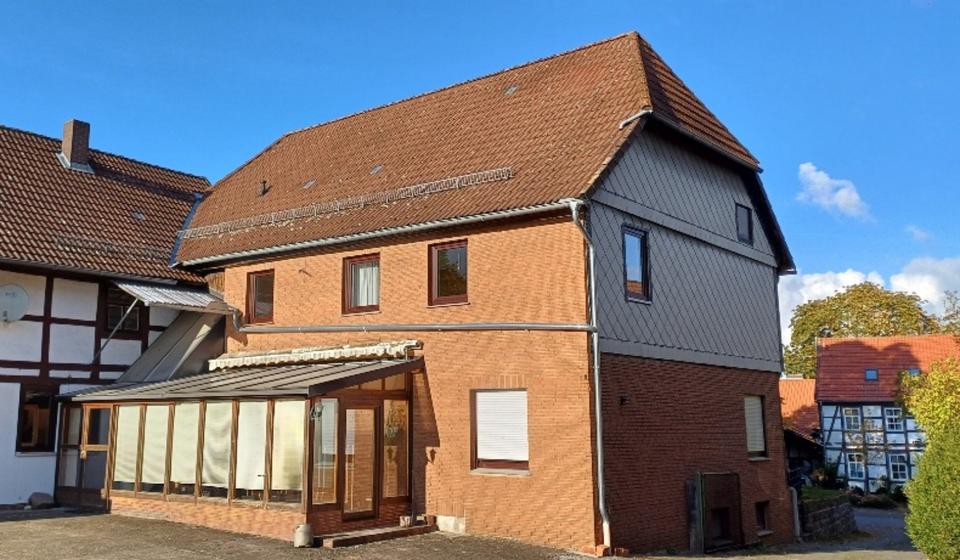 Einfamilienhaus in Wolbrechtshausen 200m2, teilsaniert 7 zimmer