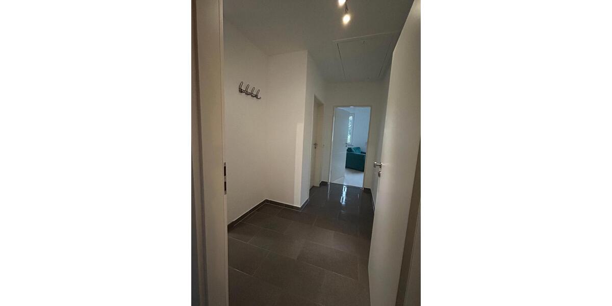 Etagenwohnung Halle - 2 Zimmer, 60 m&sup2;, 600&euro; | Angebot:26313516