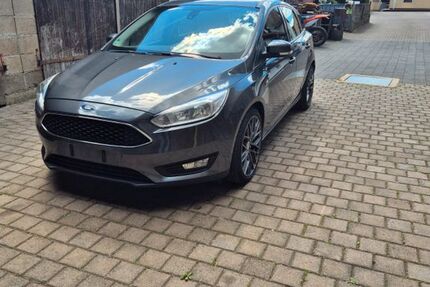 Ford Focus 148.651 km 6.500 € Waldberg 97657