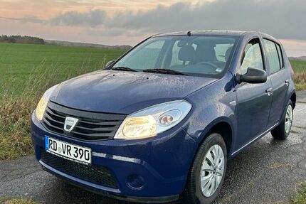 Dacia Sandero 101.000 km 2.300 &euro; Bordesholm 24582