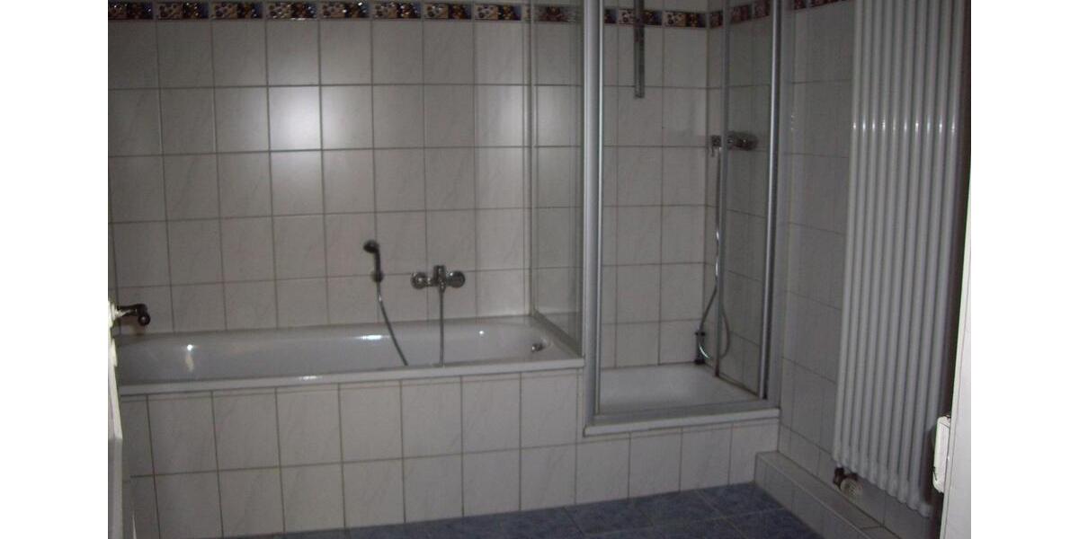 5 - Zimmer - Altbauwohnung , Nbg. - Südstadt , keine WG 5 zimmer