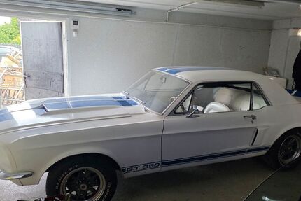 Ford Mustang 999.999 km 29.500 &euro; Günzburg 89312
