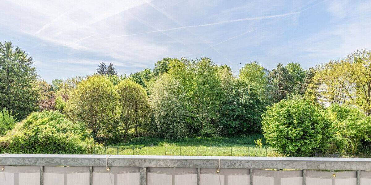 Etagenwohnung Singen - 3 Zimmer, 87 m&sup2;, 280.000&euro; | Angebot:26820438