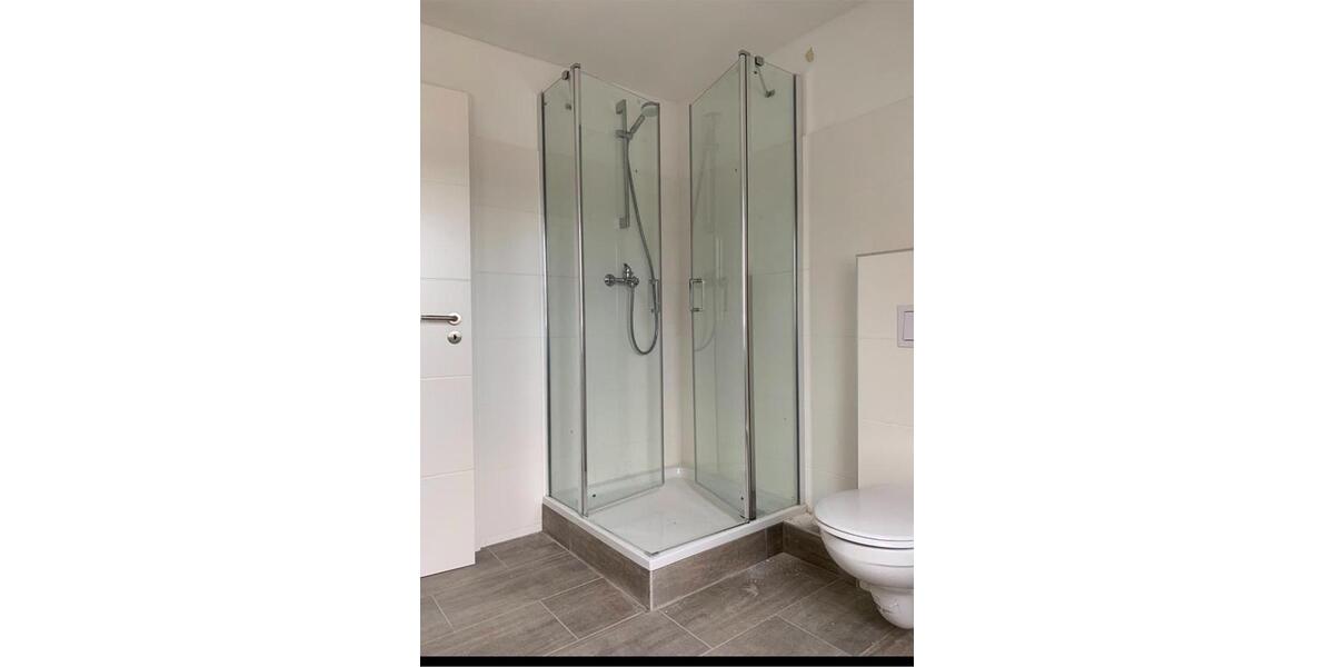 Dachgeschoßwohnung Hohenstein-Ernstthal Ernstthal - 4 Zimmer, 83 m&sup2;, 39.000&euro; | Angebot:26286121