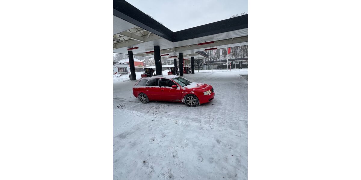 Audi A6 218.455 km 2.500 &euro; Pirna 01796